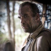 Banished - galeria zdjęć - filmweb