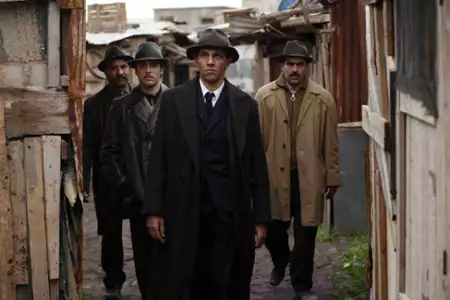 Ponad prawem - galeria zdjęć - filmweb