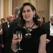 Younger - galeria zdjęć - filmweb