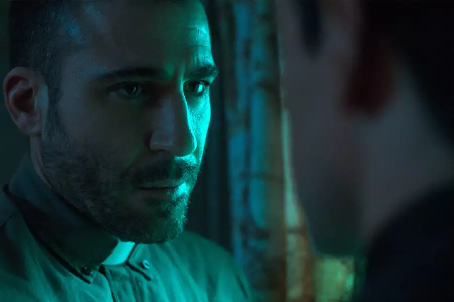 Wysłannicy - galeria zdjęć - filmweb