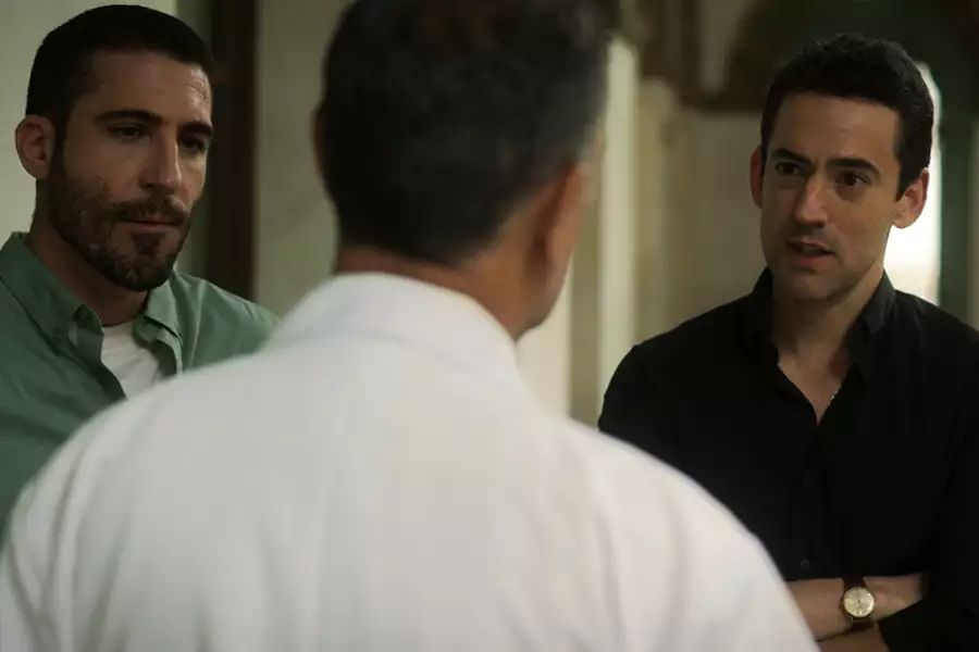 Wysłannicy - galeria zdjęć - filmweb