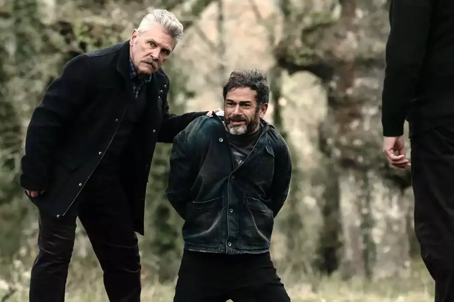 Wysłannicy - galeria zdjęć - filmweb