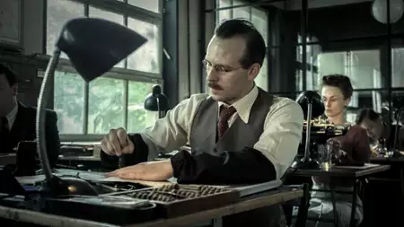 Ludzie i bogowie - galeria zdjęć - filmweb