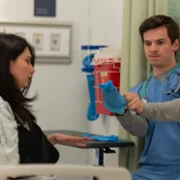 Hoży doktorzy - galeria zdjęć - filmweb