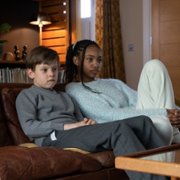 Hollington Drive - galeria zdjęć - filmweb