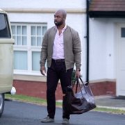 Hollington Drive - galeria zdjęć - filmweb