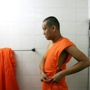 Loong Boonmee raleuk chat - galeria zdjęć - filmweb