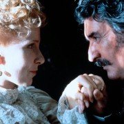 Sierpień - galeria zdjęć - filmweb
