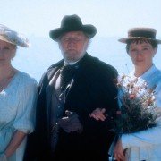 Sierpień - galeria zdjęć - filmweb