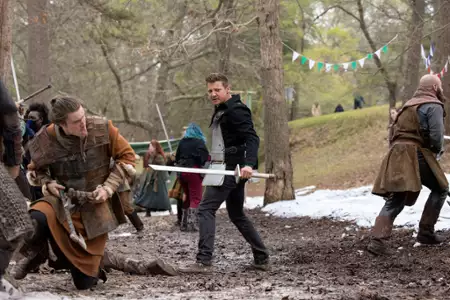 Hawkeye - galeria zdjęć - filmweb