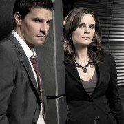 Bones - galeria zdjęć - filmweb