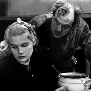 Laleczka - galeria zdjęć - filmweb
