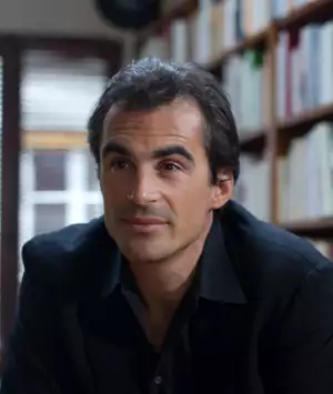 Attention, a Life in Extremes - galeria zdjęć - filmweb