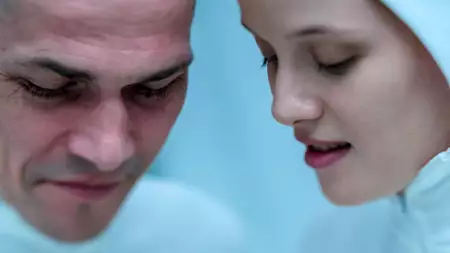 Swobodne opadanie - galeria zdjęć - filmweb
