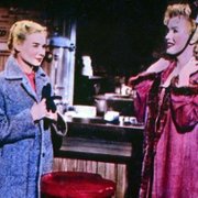 Bus Stop - galeria zdjęć - filmweb