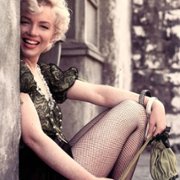 Bus Stop - galeria zdjęć - filmweb