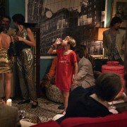 Dziewczynka z kotem - galeria zdjęć - filmweb