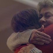 Escaping Twin Flames - galeria zdjęć - filmweb