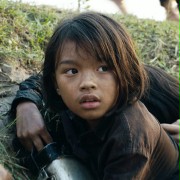 First They Killed My Father: A Daughter of Cambodia Remembers - galeria zdjęć - filmweb