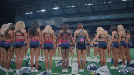 Ulubienice Ameryki: Cheerleaderki Dallas Cowboys - galeria zdjęć - filmweb