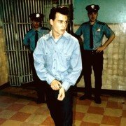 Cry-Baby - galeria zdjęć - filmweb
