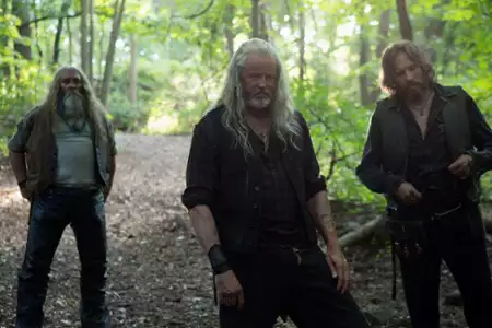 Outsiders - galeria zdjęć - filmweb