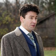 Michael Weston w Houdini and Doyle