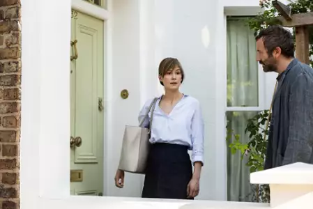 Status związku - galeria zdjęć - filmweb