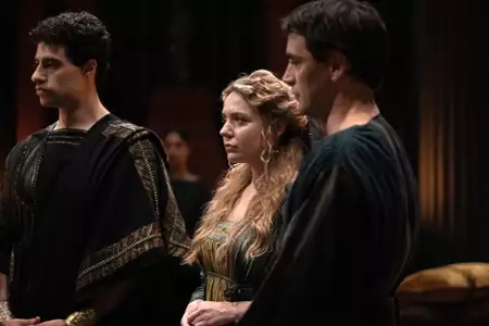 Domina - galeria zdjęć - filmweb