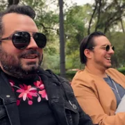 Par de Ideotas - galeria zdjęć - filmweb