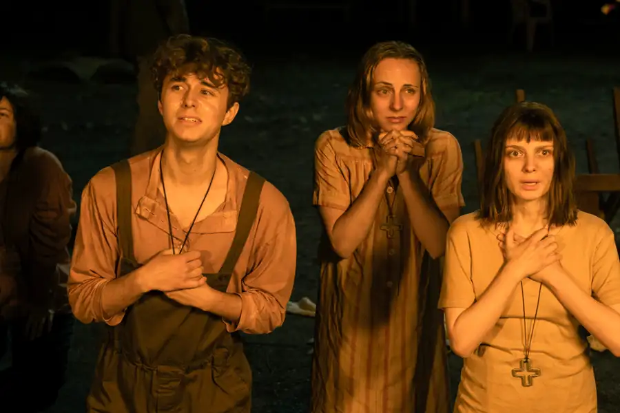 Niebo. Rok w piekle - galeria zdjęć - filmweb