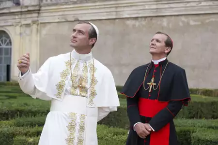 Młody papież - galeria zdjęć - filmweb