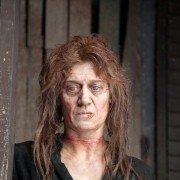 Nad grobem - galeria zdjęć - filmweb