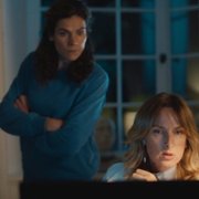 Wysokie fale - galeria zdjęć - filmweb