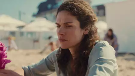 Wysokie fale - galeria zdjęć - filmweb