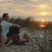 Wysokie fale - galeria zdjęć - filmweb