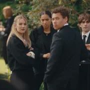 Wysokie fale - galeria zdjęć - filmweb