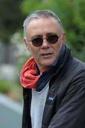 Mains armées - galeria zdjęć - filmweb