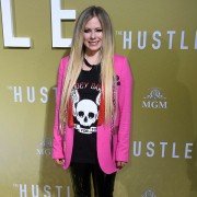The Hustle - galeria zdjęć - filmweb