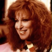 Bette Midler w Bezlitośni ludzie