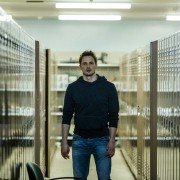 Damien - galeria zdjęć - filmweb