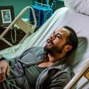 Damien - galeria zdjęć - filmweb