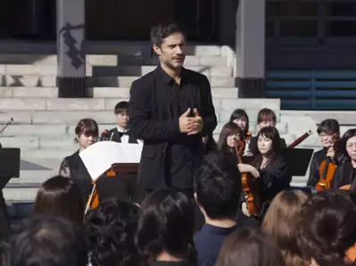 Mozart w miejskiej dżungli - galeria zdjęć - filmweb