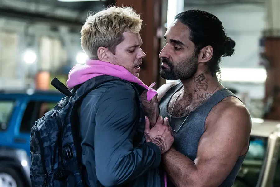 Uwięziony - galeria zdjęć - filmweb