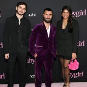 Babygirl - galeria zdjęć - filmweb
