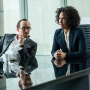 Blasted: Gutta vs aliens - galeria zdjęć - filmweb