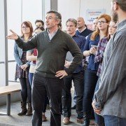 Happyish - galeria zdjęć - filmweb
