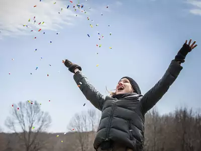 Happyish - galeria zdjęć - filmweb