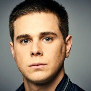 Travelers - galeria zdjęć - filmweb