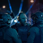iHostage - galeria zdjęć - filmweb